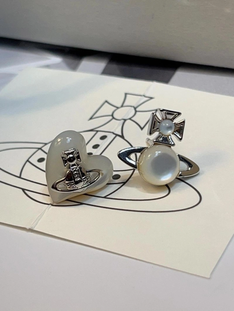 Vivienne Westwood Earrings Refined 207626
