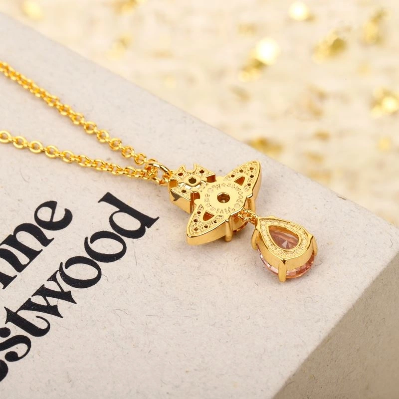Lightweight Vivienne Westwood Necklaces 213569