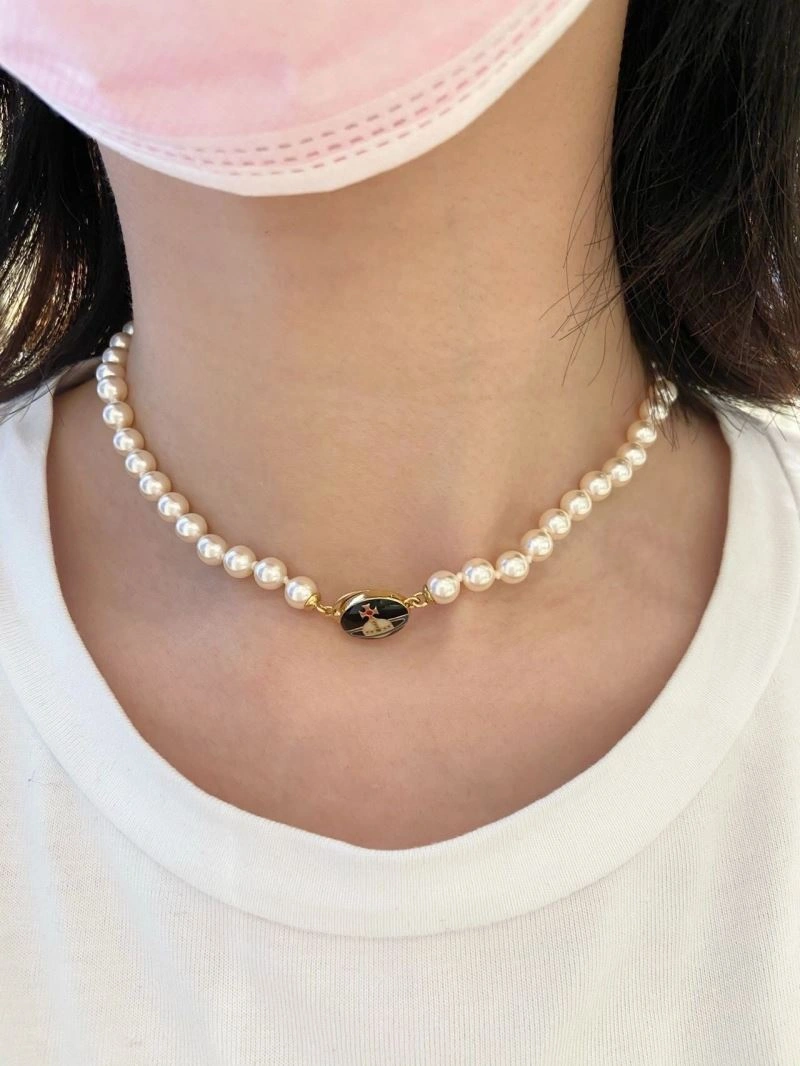 Compact Vivienne Westwood Necklaces 213563