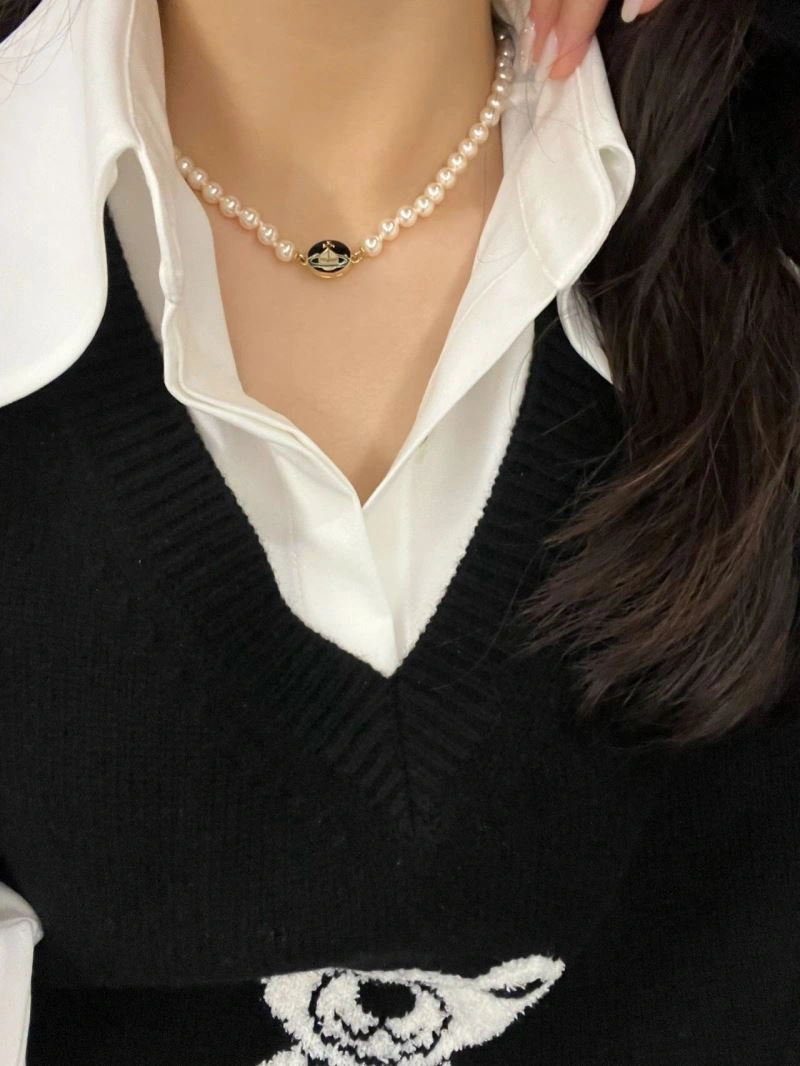 Compact Vivienne Westwood Necklaces 213563