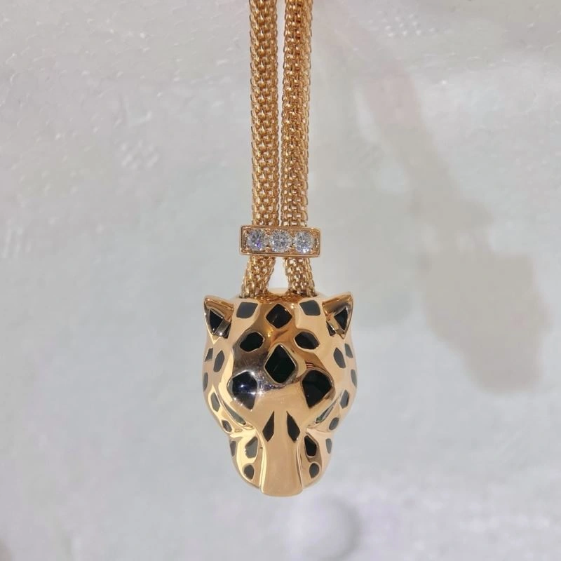 Seasonal Vivienne Westwood Necklaces 213156