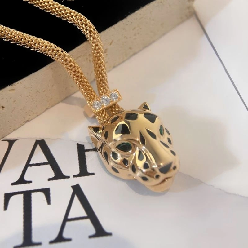 Seasonal Vivienne Westwood Necklaces 213156