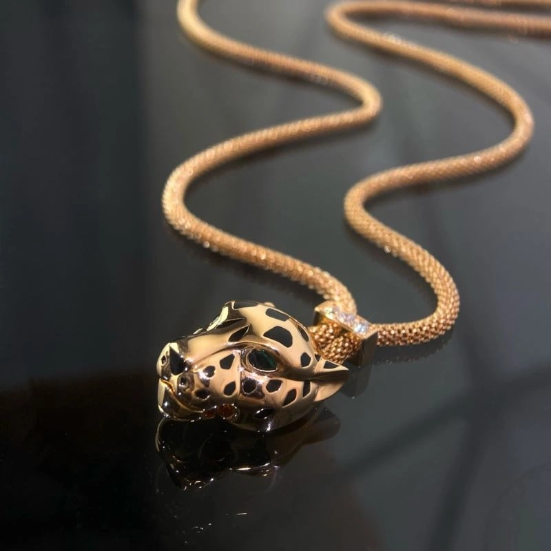 Seasonal Vivienne Westwood Necklaces 213156