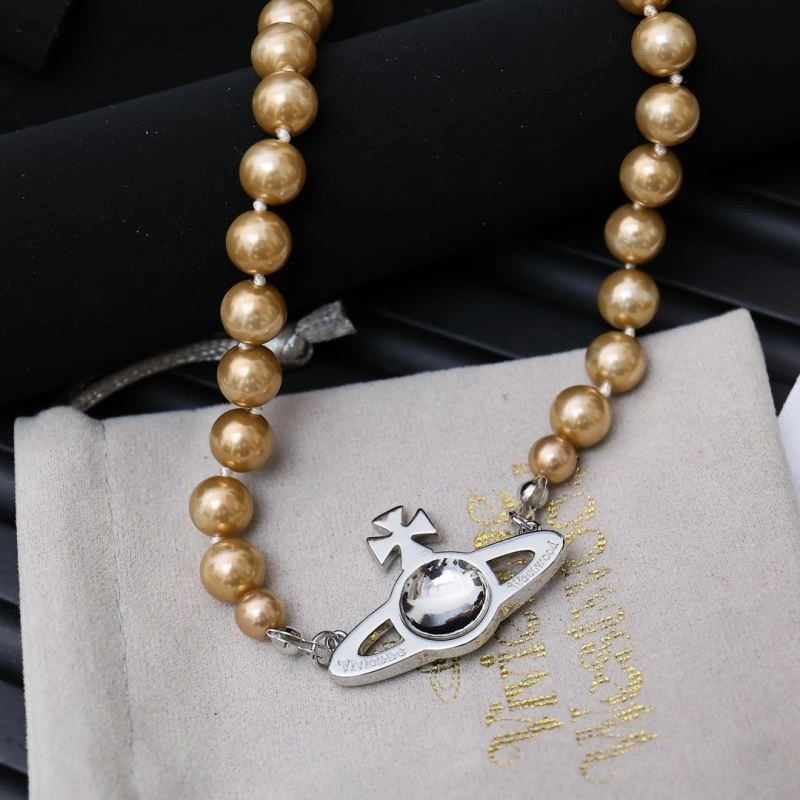 Practical Vivienne Westwood Necklaces 213140