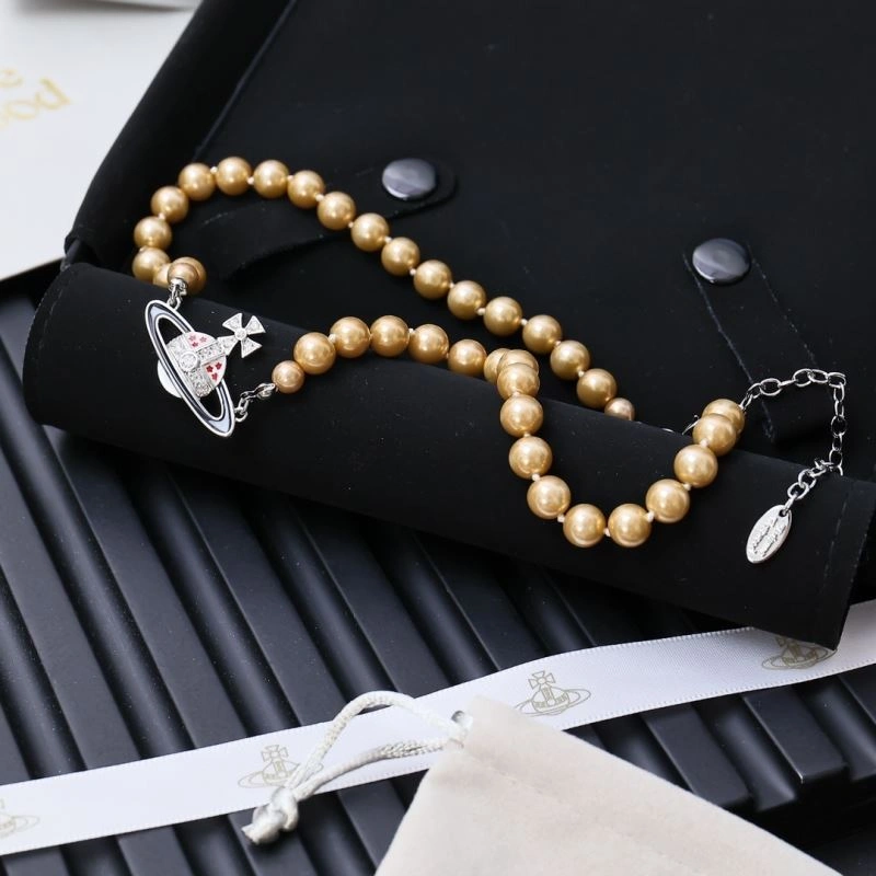 Practical Vivienne Westwood Necklaces 213140