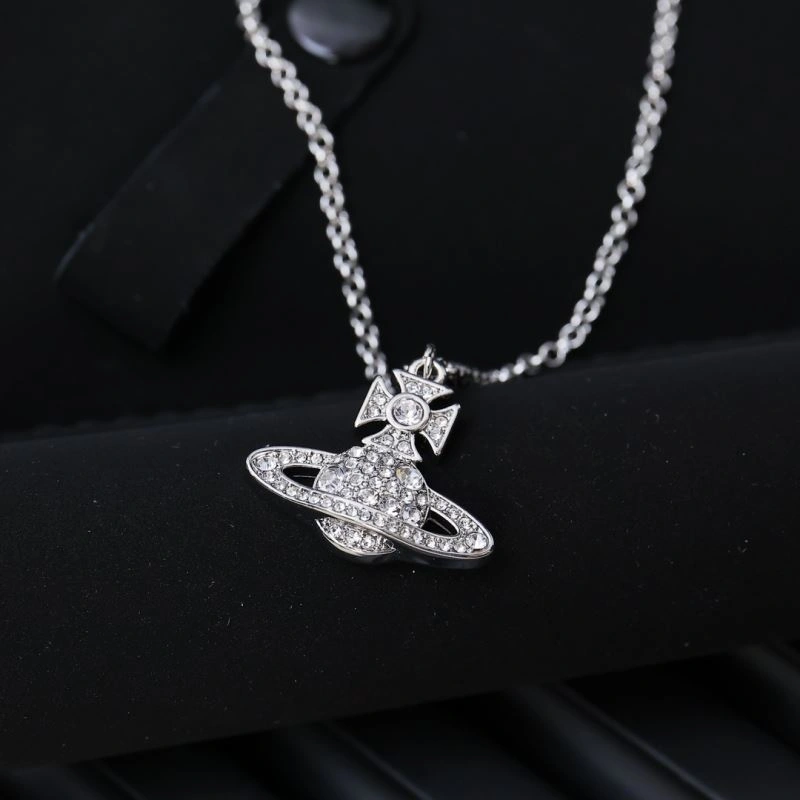 TimelessDesign Vivienne Westwood Necklaces 213138