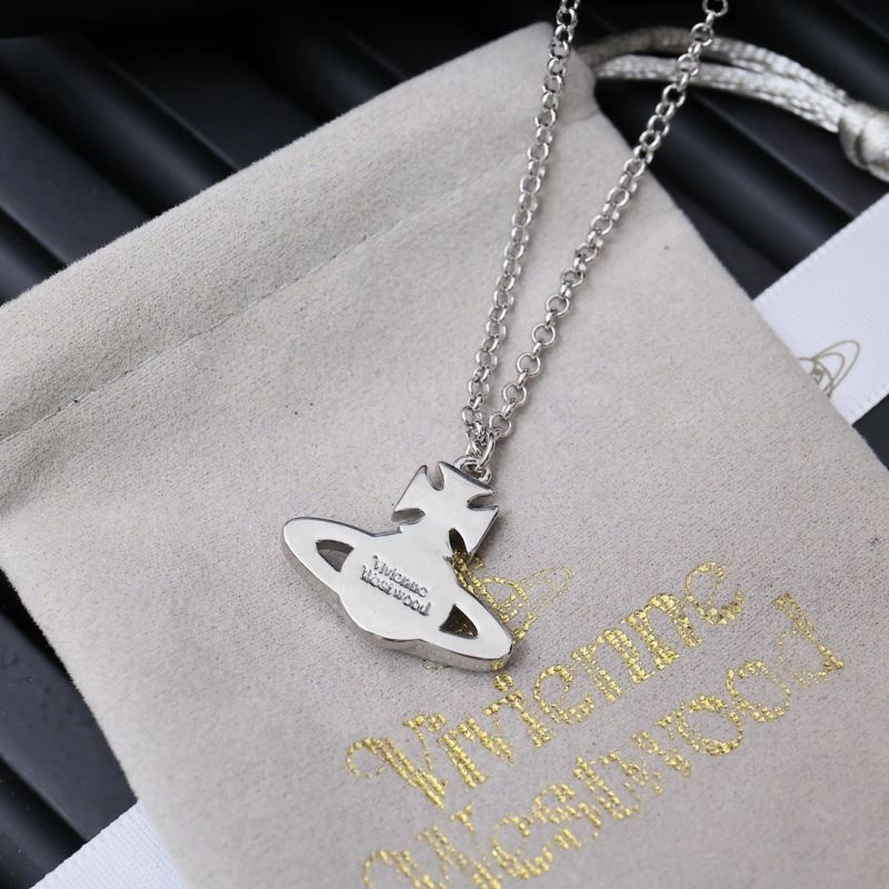 TimelessDesign Vivienne Westwood Necklaces 213138