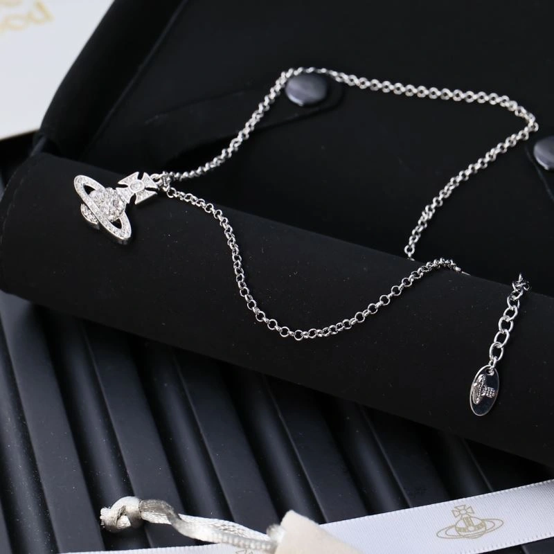 TimelessDesign Vivienne Westwood Necklaces 213138