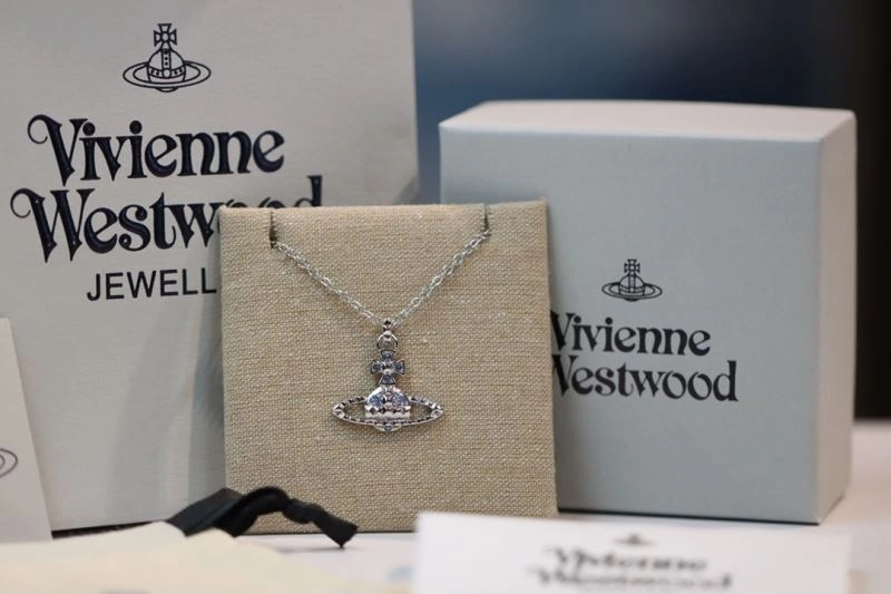HighQuality Vivienne Westwood Necklaces 214404