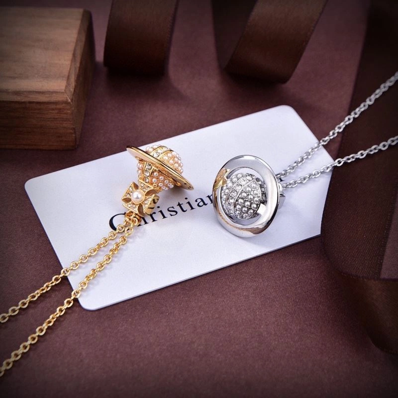 SoftTouch Vivienne Westwood Necklaces 214104