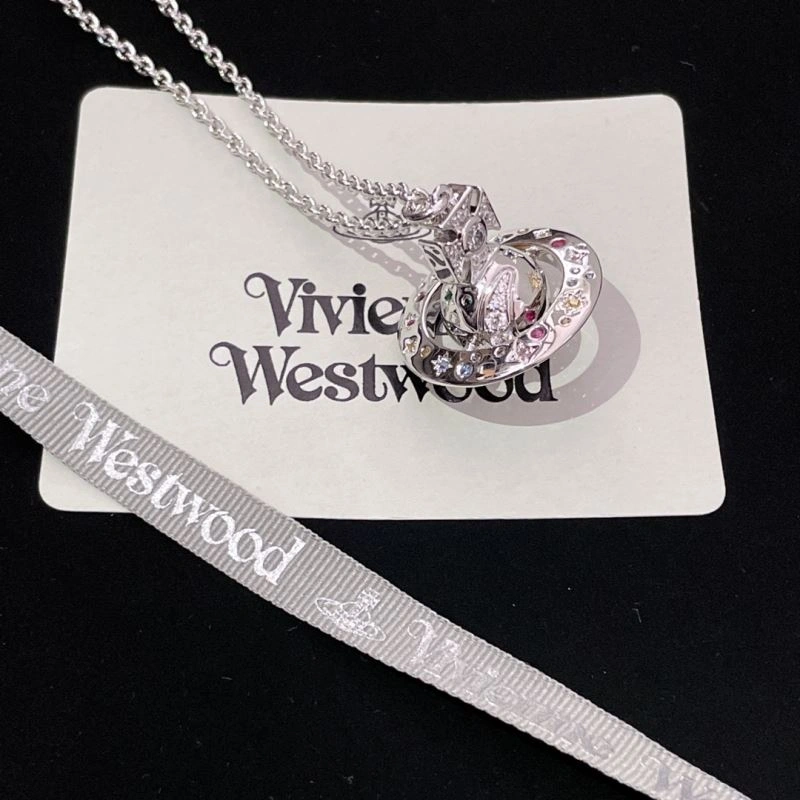 Lightweight Vivienne Westwood Necklaces 212759