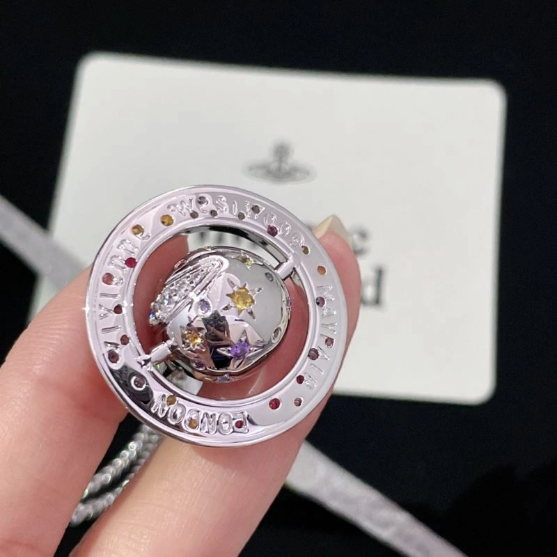 Lightweight Vivienne Westwood Necklaces 212759
