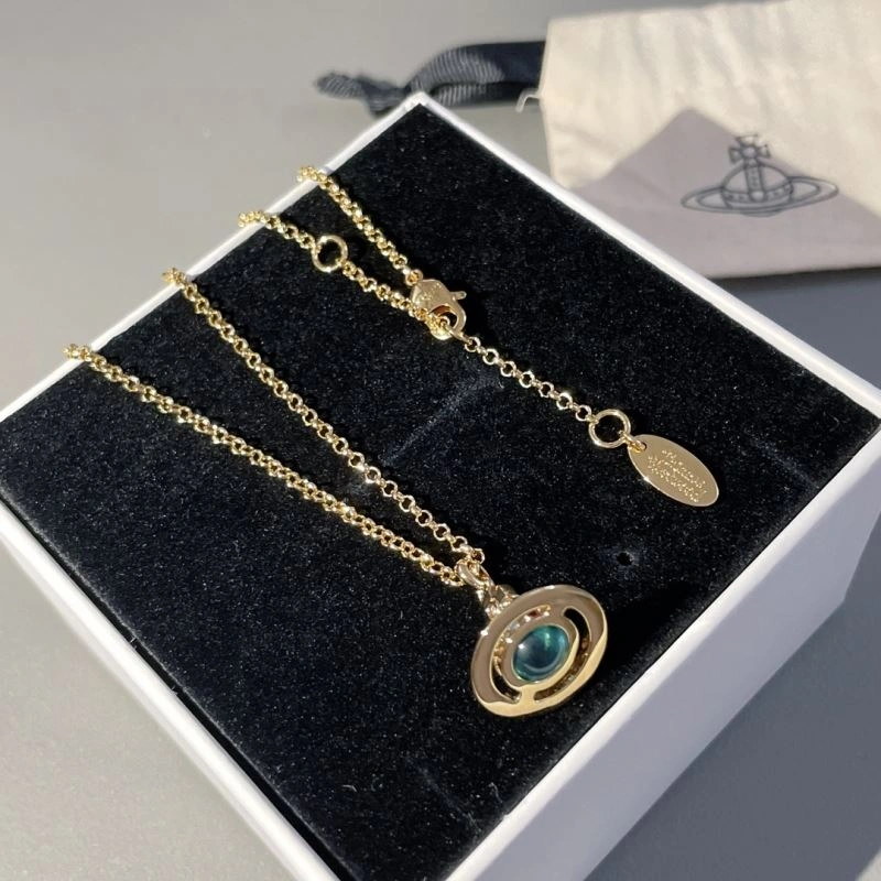 Classic Vivienne Westwood Necklaces 212747