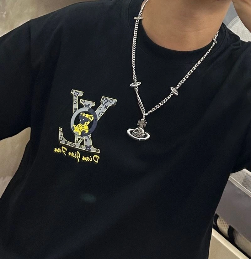 Comfortable Vivienne Westwood Necklaces 212737