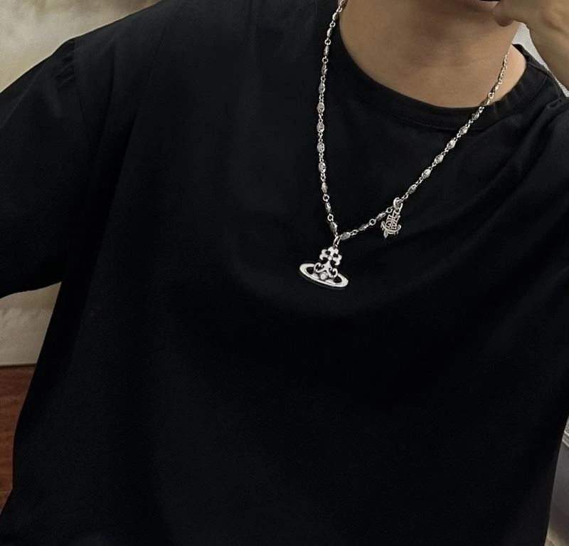 Seasonal Vivienne Westwood Necklaces 212719