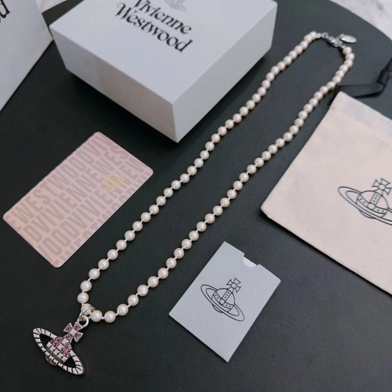 WellDesigned Vivienne Westwood Necklaces 211522