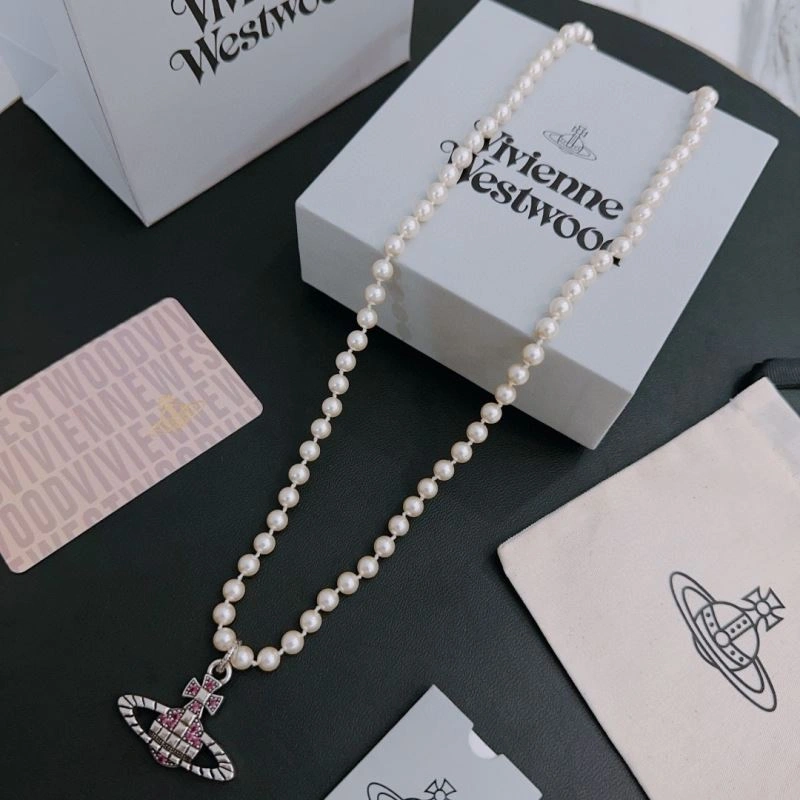 WellDesigned Vivienne Westwood Necklaces 211522