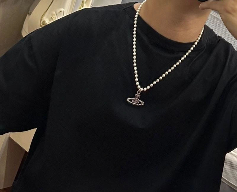 WellDesigned Vivienne Westwood Necklaces 211522