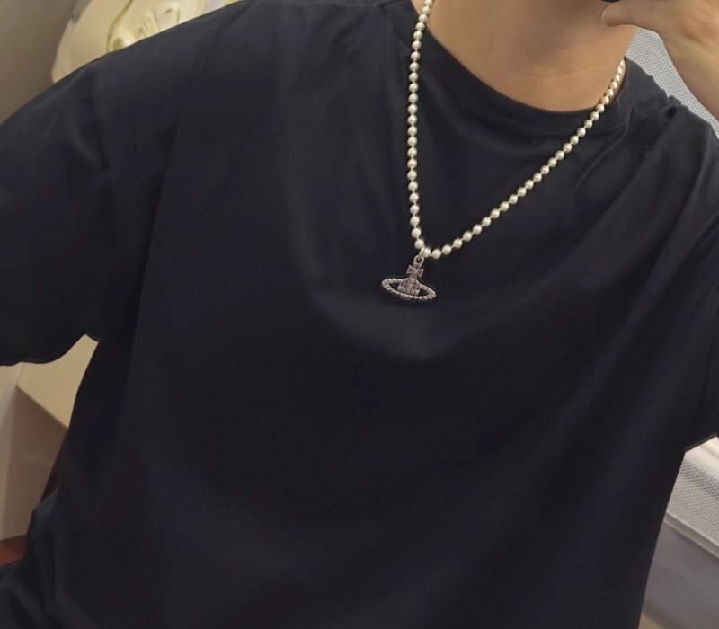 WellDesigned Vivienne Westwood Necklaces 211522