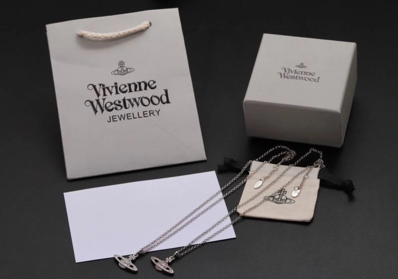 Durable Vivienne Westwood Necklaces 211521