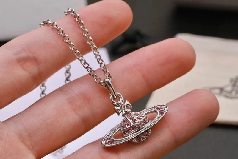 Durable Vivienne Westwood Necklaces 211521