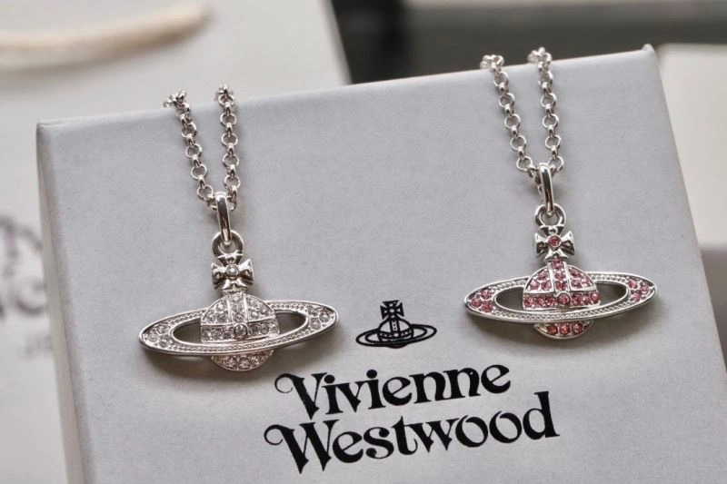 Durable Vivienne Westwood Necklaces 211521