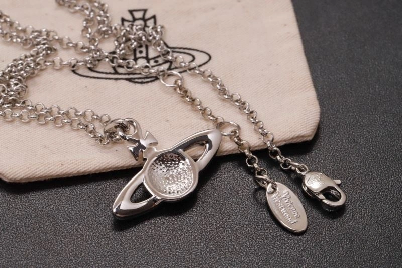 Durable Vivienne Westwood Necklaces 211521
