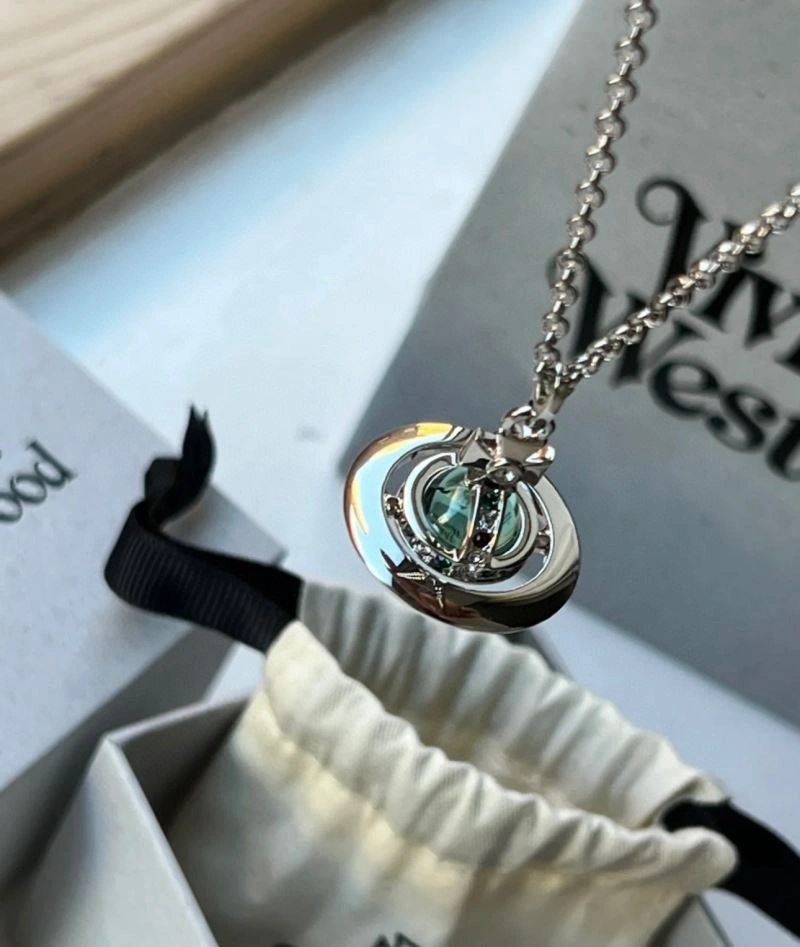 Comfortable Vivienne Westwood Necklaces 211511
