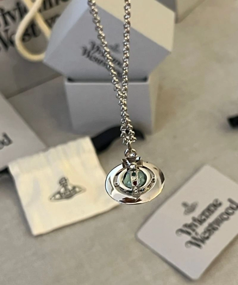 Comfortable Vivienne Westwood Necklaces 211511