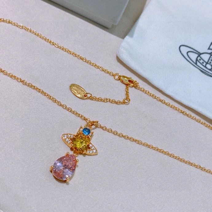 Bright Vivienne Westwood Necklaces 211497
