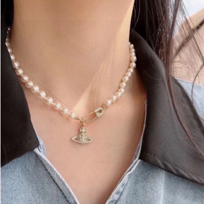 WaterResistant Vivienne Westwood Necklaces 211566