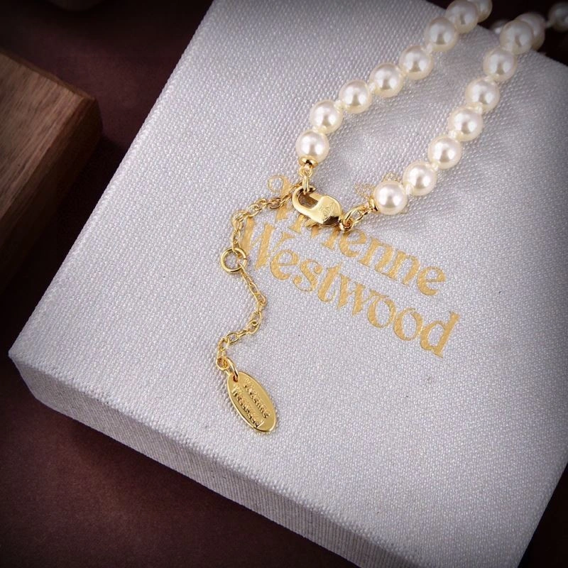 WaterResistant Vivienne Westwood Necklaces 211566
