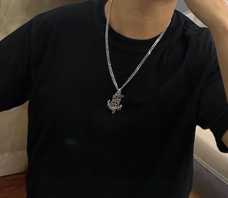 Neat Vivienne Westwood Necklaces 211475