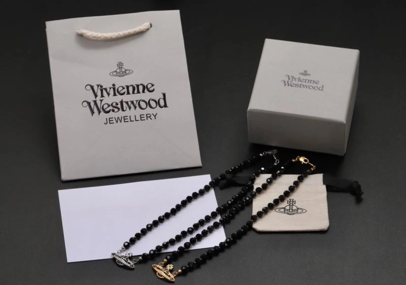 Packable Vivienne Westwood Necklaces 210984