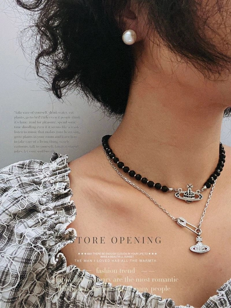 Packable Vivienne Westwood Necklaces 210984