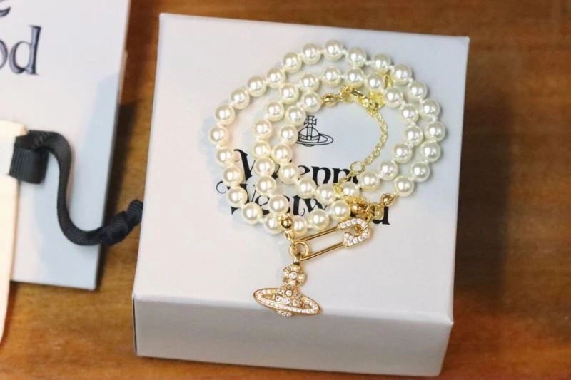Vivienne Westwood Necklaces Contemporary 210971