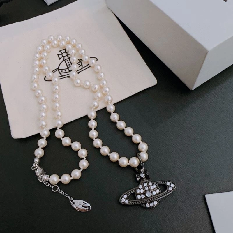 Vivienne Westwood Necklaces Vibrant 210979