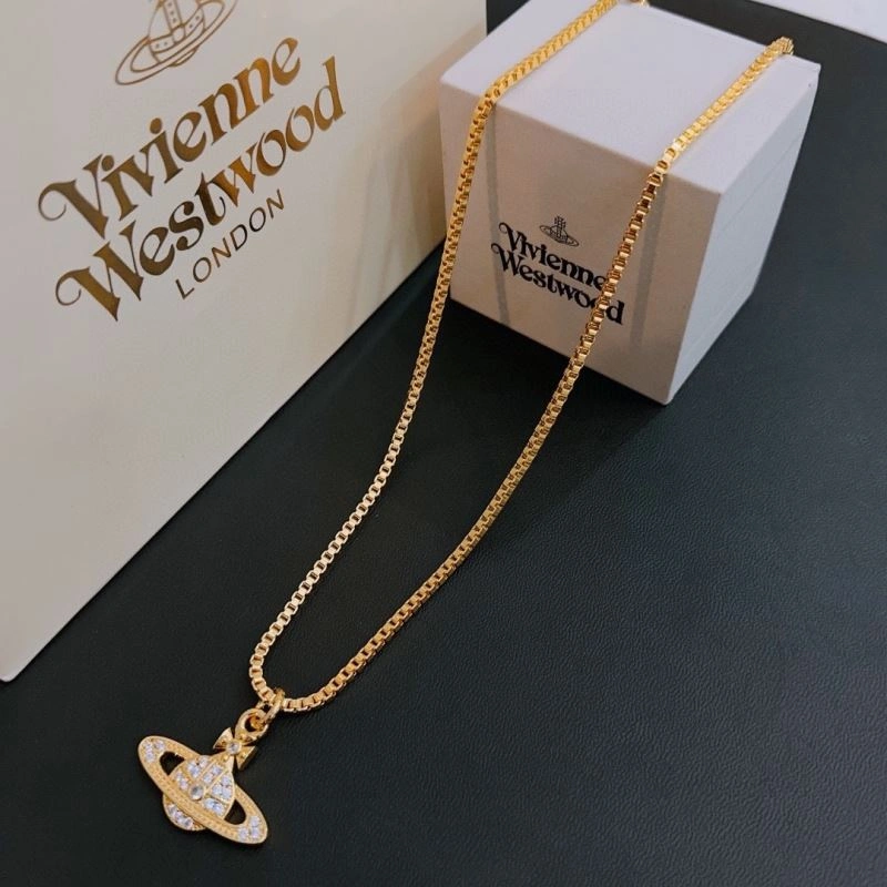 Fashionable Vivienne Westwood Necklaces 210961