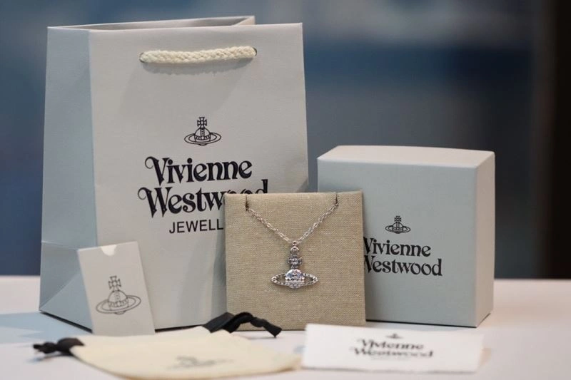 Vivienne Westwood Necklaces EasyMatch 210974