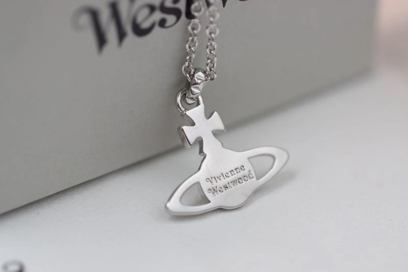 Vivienne Westwood Necklaces EasyMatch 210974