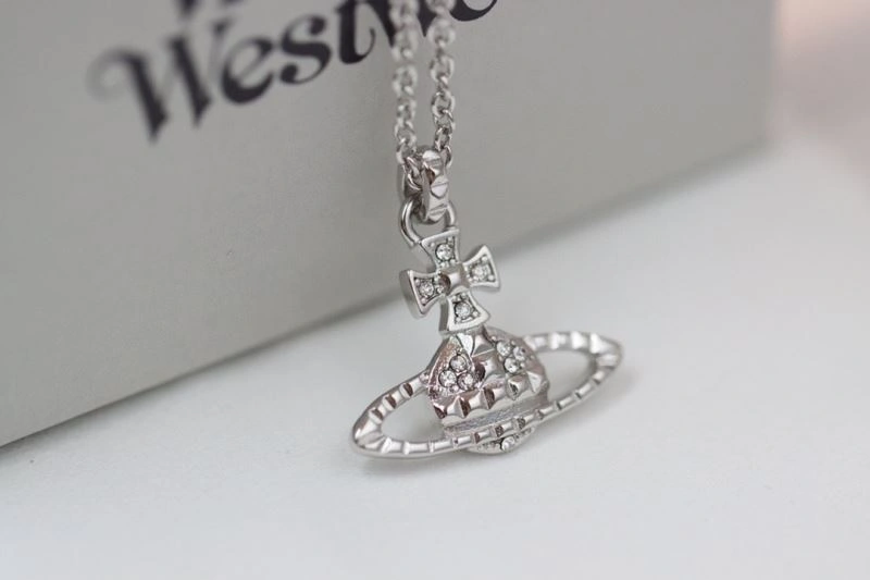 Vivienne Westwood Necklaces EasyMatch 210974