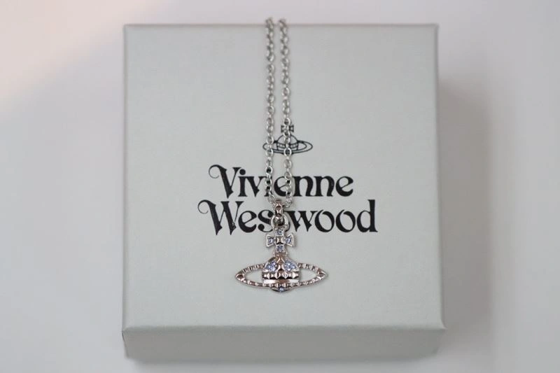 Vivienne Westwood Necklaces EasyMatch 210974
