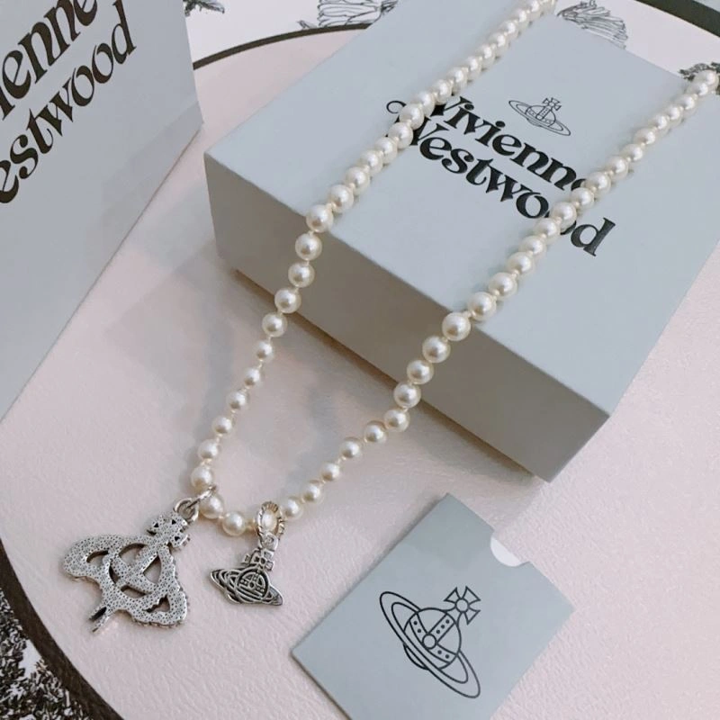 EasyMatch Vivienne Westwood Necklaces 210931