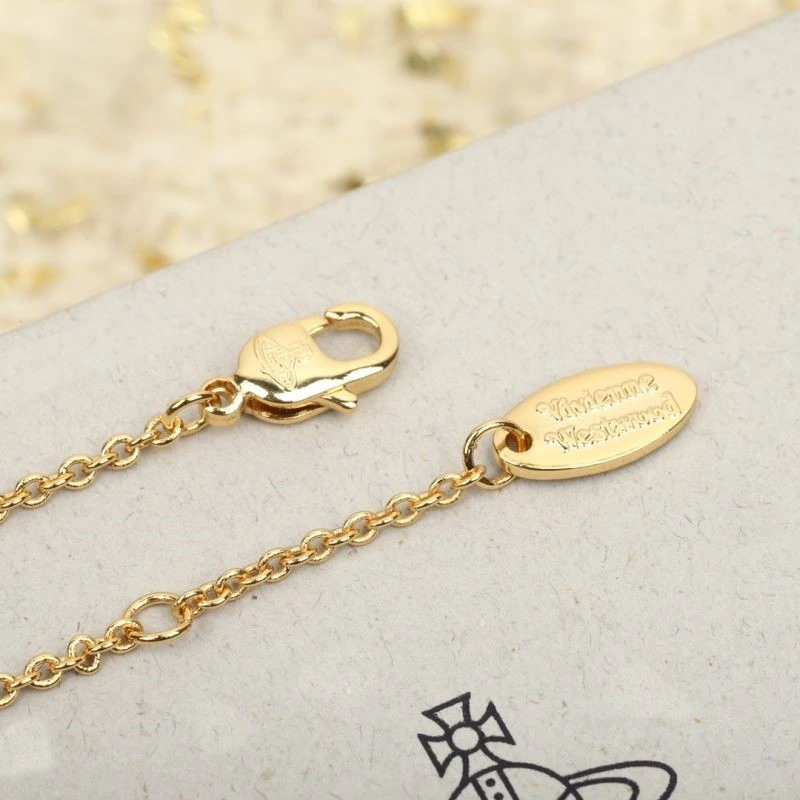 Trendsetting Vivienne Westwood Necklaces 210248