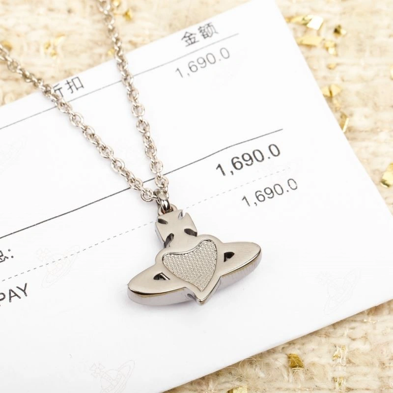 Vivienne Westwood Necklaces Soft 210262