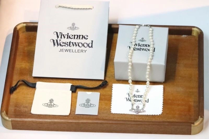 GoAnywhere Vivienne Westwood Necklaces 210247