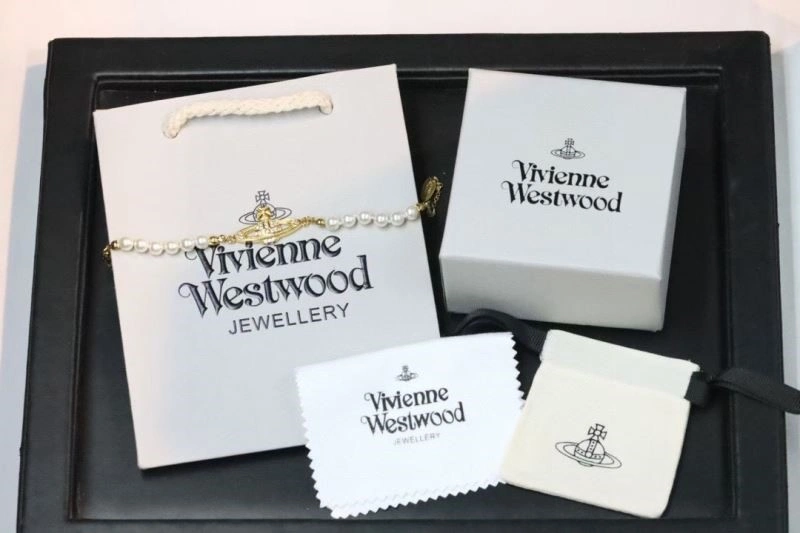 UrbanStyle Vivienne Westwood Necklaces 210261