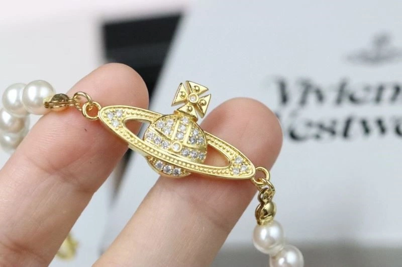 UrbanStyle Vivienne Westwood Necklaces 210261