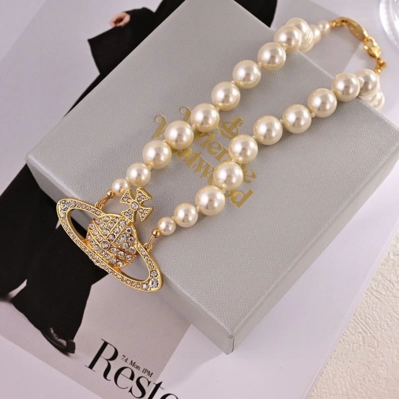 ModernLook Vivienne Westwood Necklaces 210231