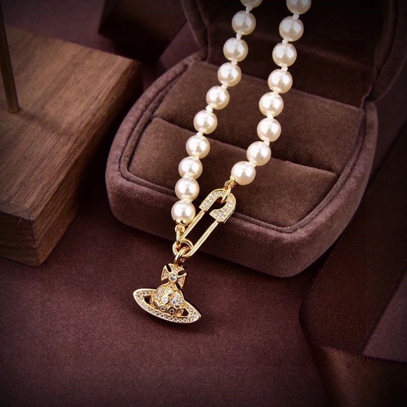 Vivienne Westwood Necklaces StreetReady 210229